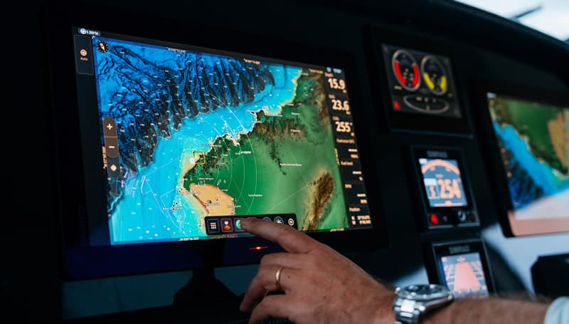 Simrad installation example 1