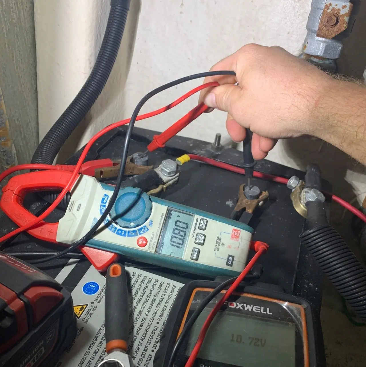 Battery, charging, and solar fault finding